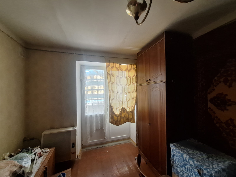 Фото Продается 3-комнатная квартира чешской планировки в Брянке мкрн 4, дом 38, 5-й этаж, 5-этажного дома