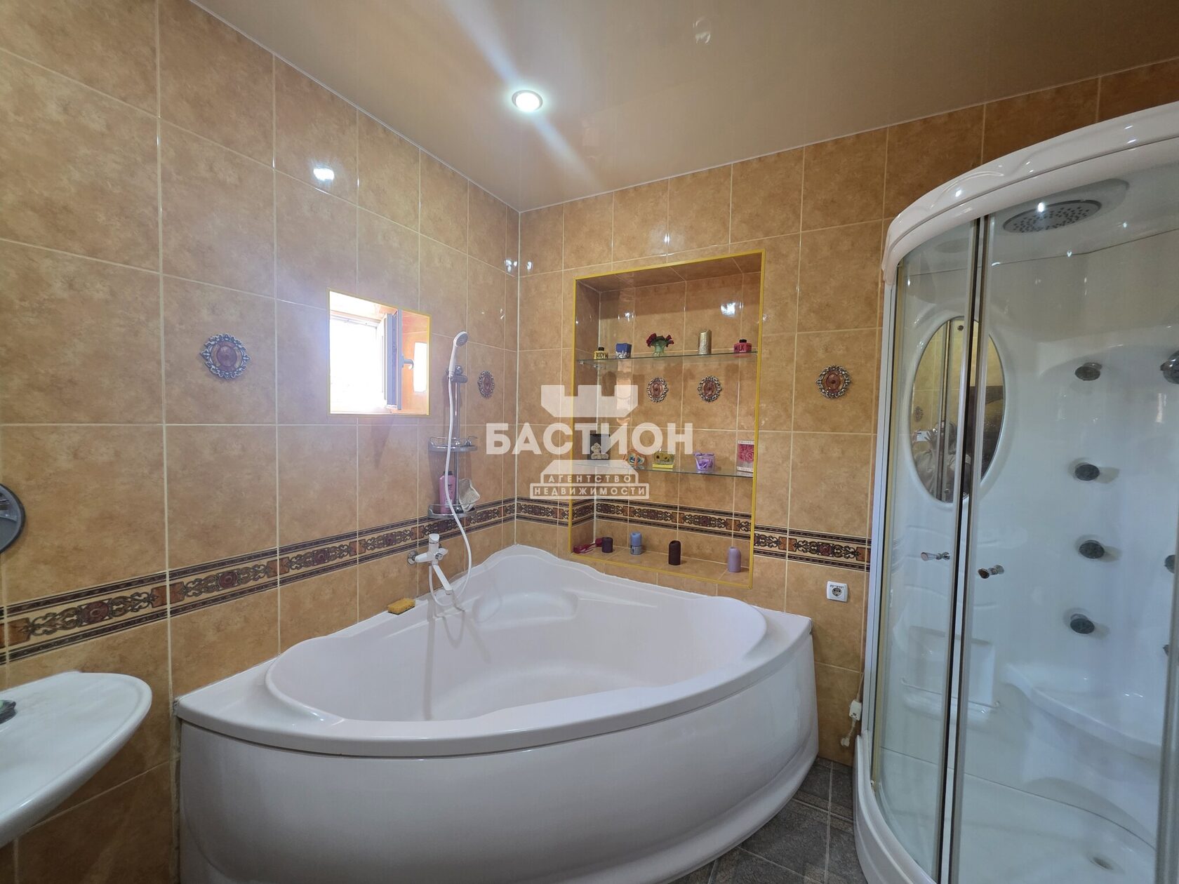 Фото Дом, улица Звейника ID: 2224016