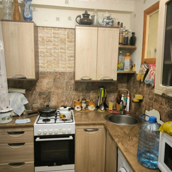 Продам 2к кв. Солнечный 14