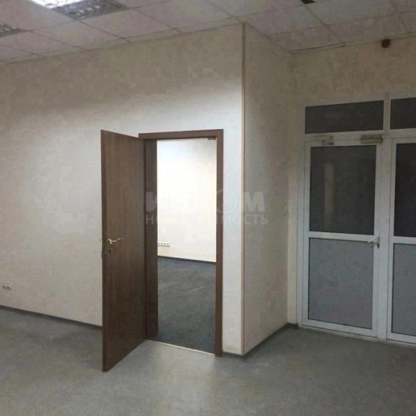 Фото Продам помещение 570 м2 в центре города Луганск улица Шевченко