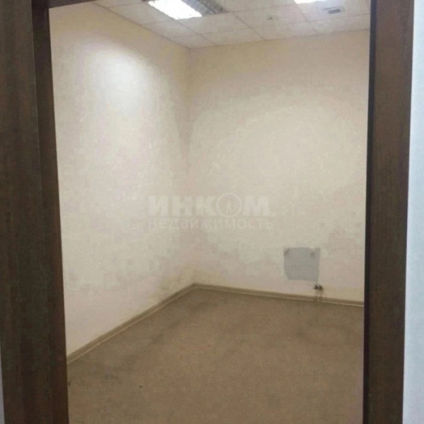 Фото Продам помещение 570 м2 в центре города Луганск улица Шевченко