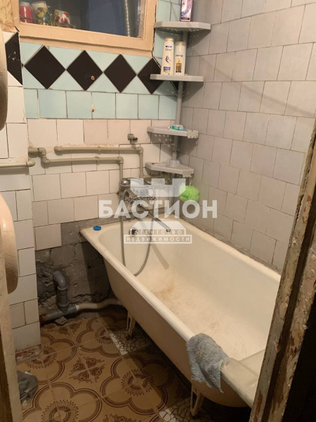 Фото 3-х комнатная квартира, ул. Попова 61, ID: 2038238