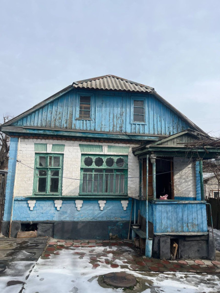 Фото Дом, ул. Профессиональная в центре города! ( 200 метров от улицы Советской!)