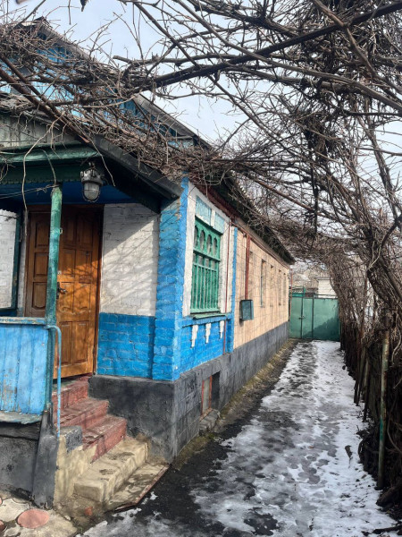 Фото Дом, ул. Профессиональная в центре города! ( 200 метров от улицы Советской!)