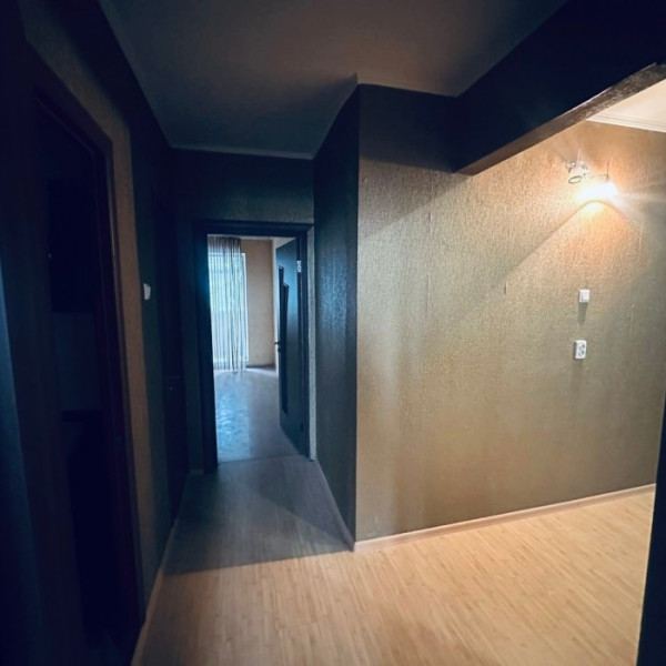 Фото Продам 3к 1-й Микрорайон