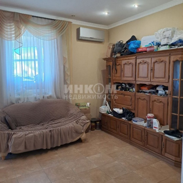 Фото Продам дом в центре Луганска 320м2