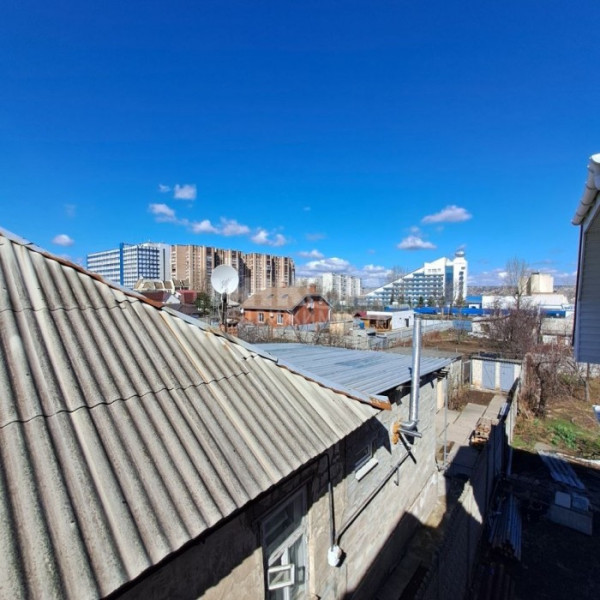 Фото Продам дом в центре Луганска 320м2