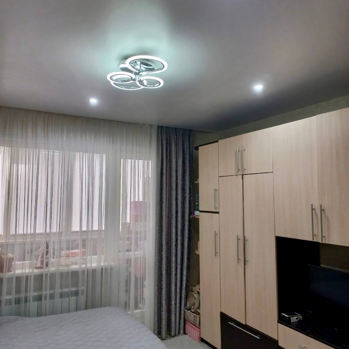 Фото Продам 1-кк на кВ Ленинского комсомола 5 этаж 9-го дома.