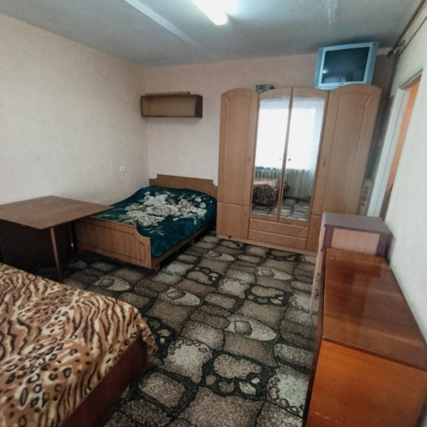 Продам 1-комн квартиру в городе Луганск городок ОР