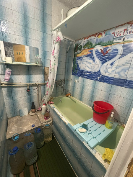 Фото СДАМ НА ДЛИТЕЛЬНЫЙ СРОК 2-Х КОМНАТНУЮ КВАРТИРУ (Стаханов, ул. Макерова, 6)