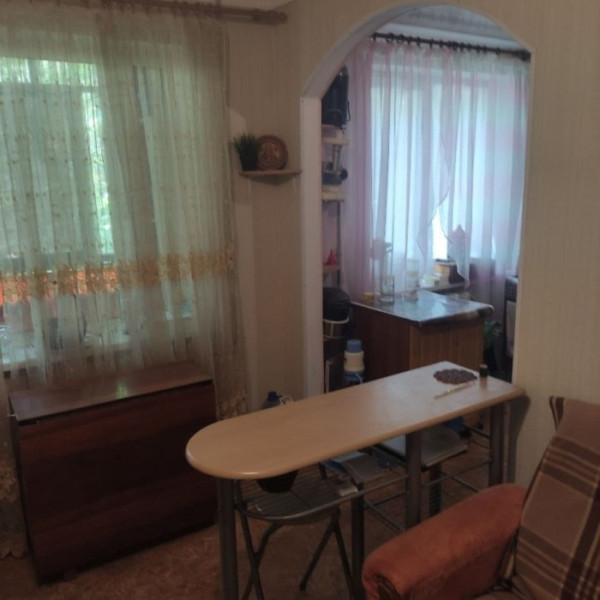 Фото Продам 2-х комн квартиру в городе Луганск квартал Волкова