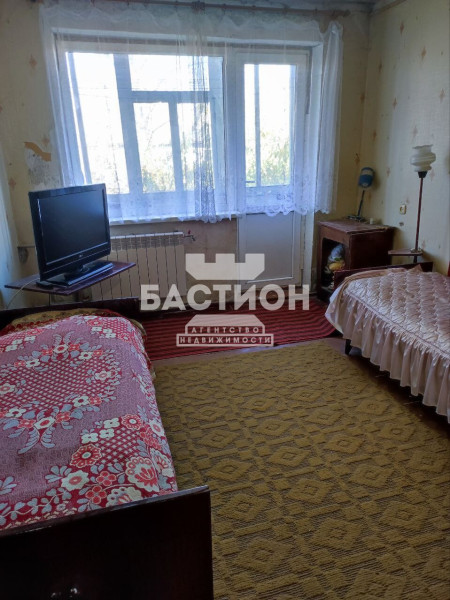 2-комнатная квартира, кв.Комарова, 11 ID:1917943