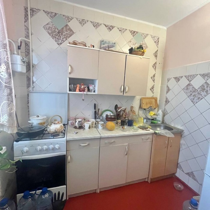 Продам 3-кк на кв. Гагарина, 8 этаж 9-го дома