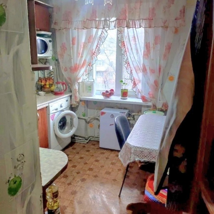 Фото Продается 2-комнатная квартира на кв Солнечный, г. Луганск.
