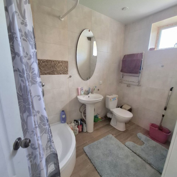 Фото Продам дом в поселке Красный Яр, 3-й Мариупольский проезд, Жовтневый р-н, г. Луганск