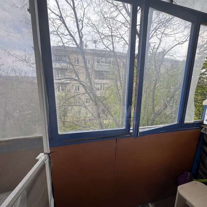 Фото Продам 2к квартиру на кв. Луганский 3/5эт ремонт
