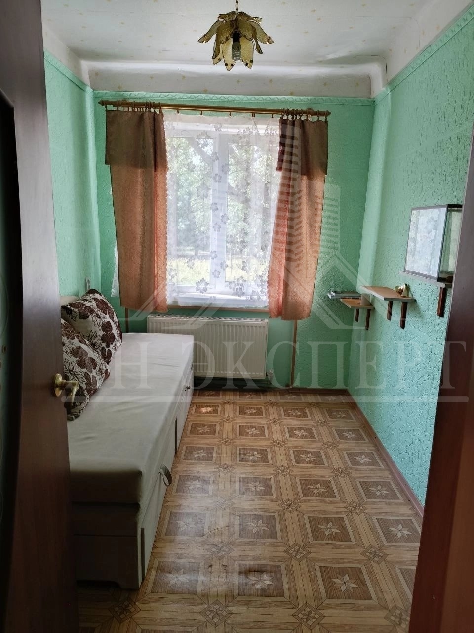 Фото Квартира г. Стаханов (ул. Курченко, д. 12)