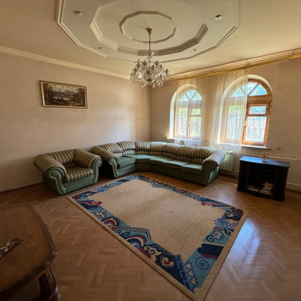 Продам 2-х этажный дом ул. Марленовская ( район ТЦ Манго)