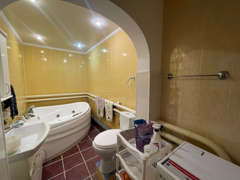 Фото №495 Продаётся 3-х этажный Дом. п. Васильевка, ул. Ямская.