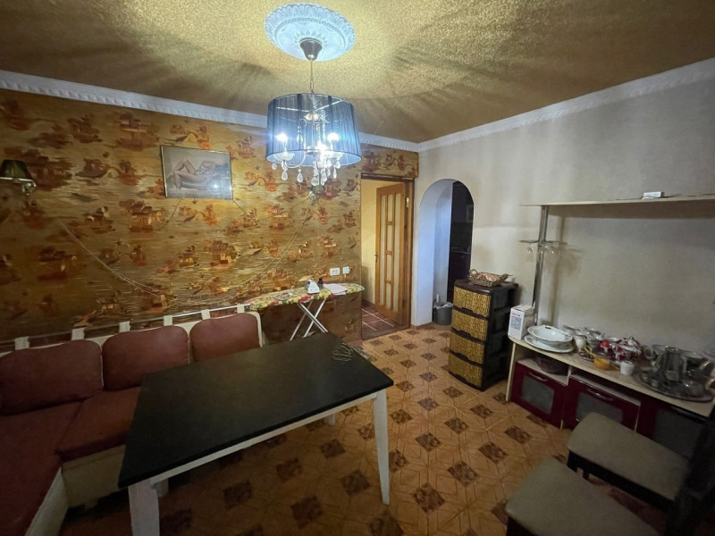 Фото №495 Продаётся 3-х этажный Дом. п. Васильевка, ул. Ямская.