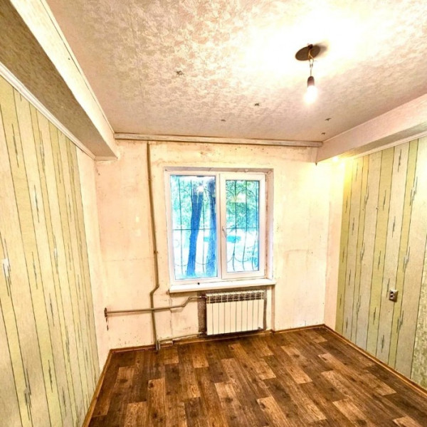 Фото Продам 2-х комнатную квартиру г. Луганск, кв. Комарова, (р-н кинотеатра «Мир»)