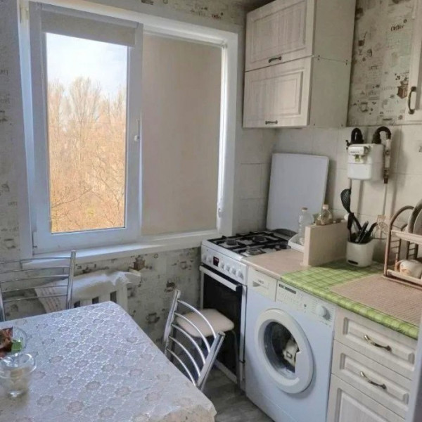 Фото Продам 2-комн квартиру на кв Левченко, 5/5 эт. г. Луганск