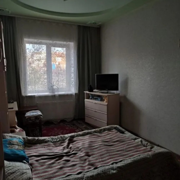 Фото Продам 2-х этажный дом в Центре г Луганск р-н 17 школы