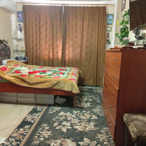 Фото Продам 2-х комн квартиру в г. Луганск кв. Комарова