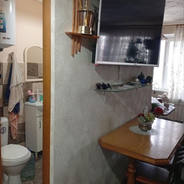 Фото Продам 2-х комн квартиру в г. Луганск кв. Комарова