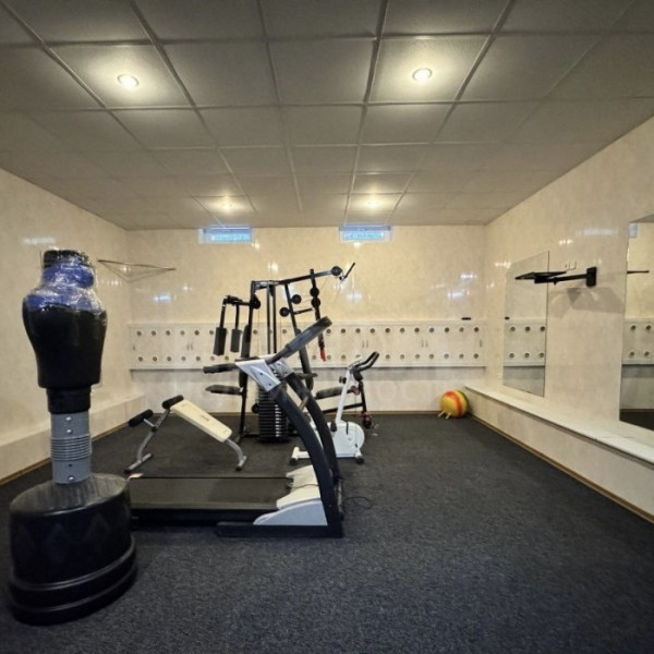 Фото Продам дом рн Атриума ,418м2, 15 соток земли