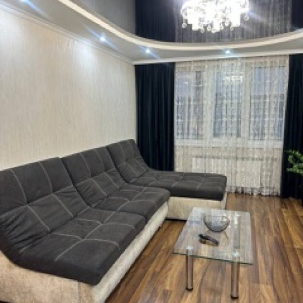 Фото Продам 3к квартиру на кв. Ленинского Комсомола, евроремонт, 8/9эт
