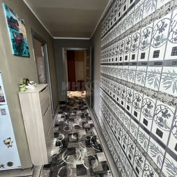 Фото Продам 3-х комн квартиру с АО в г.Луганск, ул. 50 Лет Обороны Луганска