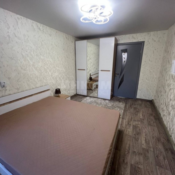 Фото Продам 3-х комн квартиру с АО в г.Луганск, ул. 50 Лет Обороны Луганска