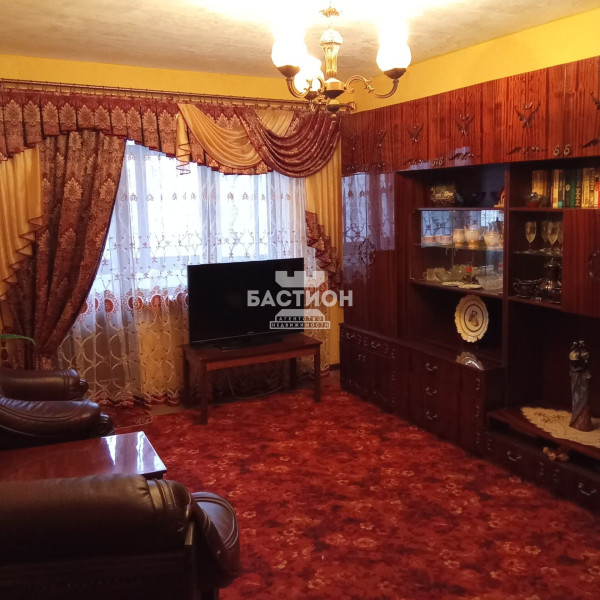 2-комнатная квартира, квартал Якира, 8, ID: 1981287
