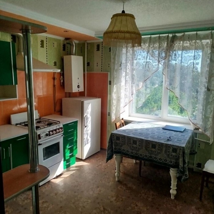 7326 Продам 1 комн. квартиру на Васильевке