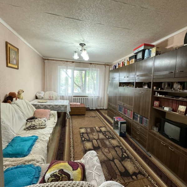 Продам 3-х комнатную квартиру на квартале Ленинского Комсомола