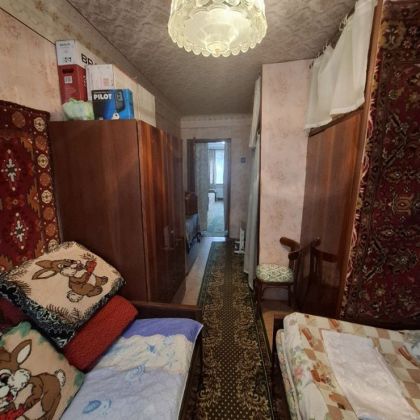 Фото Продам 2-х ком квартиру на кв. Щербакова