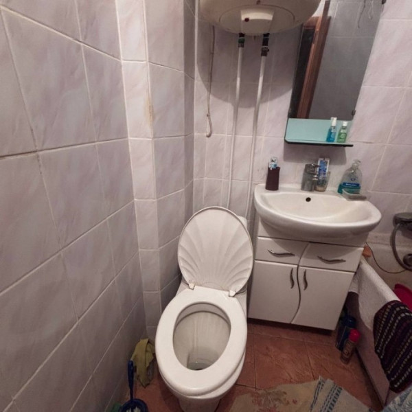 Фото Продам 2-х комн квартиру в г Луганск пос Юбилейный ул Карла Маркса
