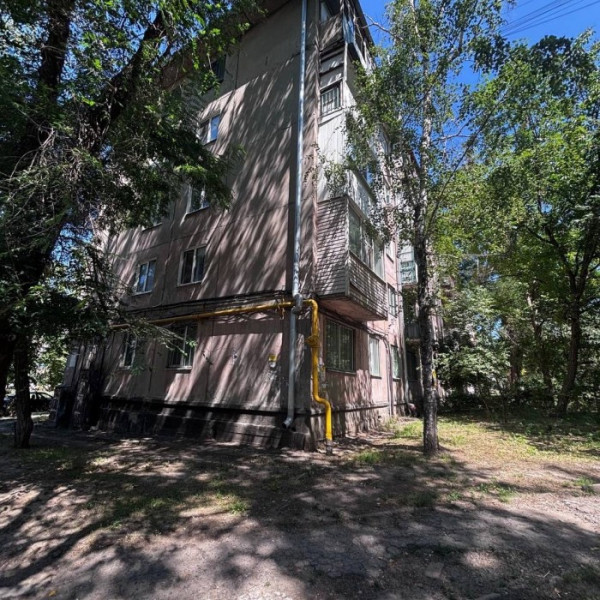 Фото Продам 2-х комн квартиру в г Луганск пос Юбилейный ул Карла Маркса