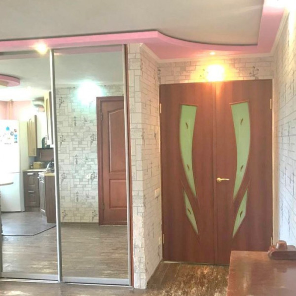 Фото Продам 4-х комн квартиру (городок ЛГАУ)