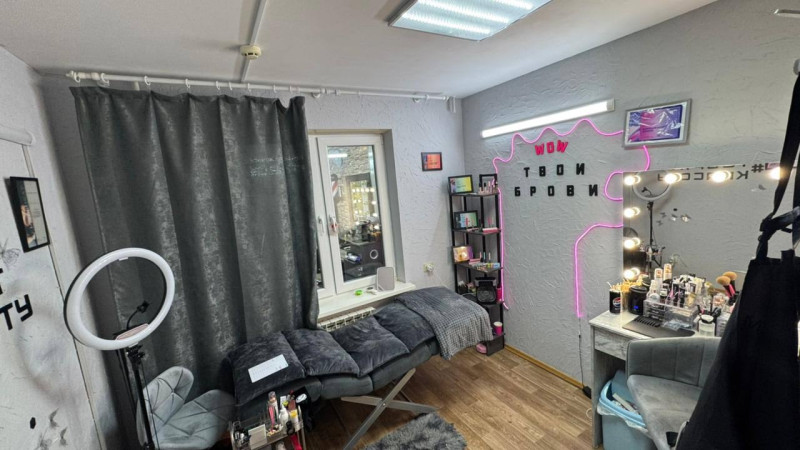 Фото Сдам в аренду помещение под бьюти-услуги (г. Алчевск, ул. Ленина)
