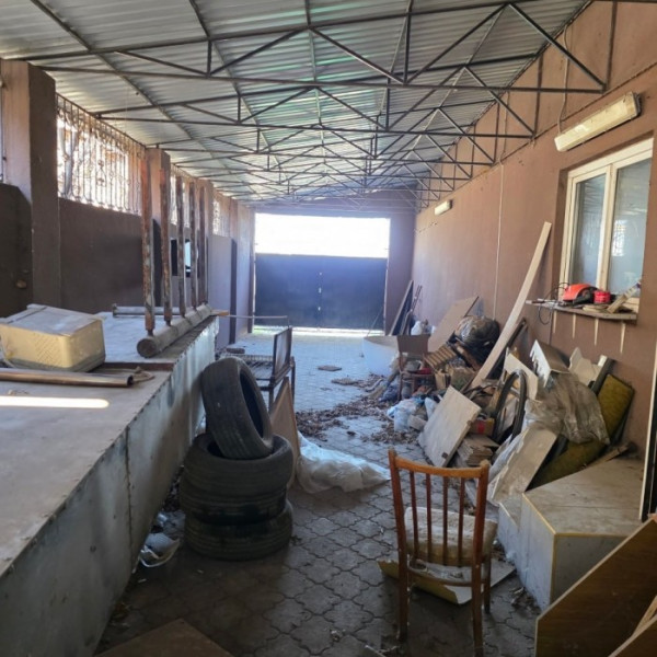 Продам нежил помещение 116 м2 в г. Луганск, п Косиора