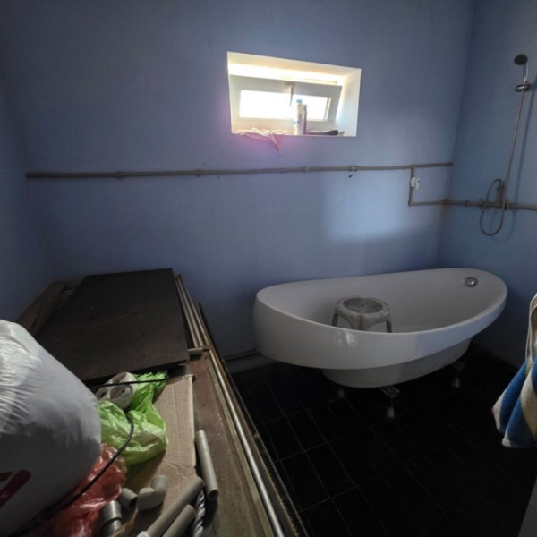 Фото Продам нежил помещение 116 м2 в г. Луганск, п Косиора