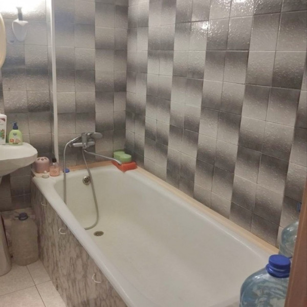 Фото Продам 1-комн квартиру на кв. Восточный г. Луганск.