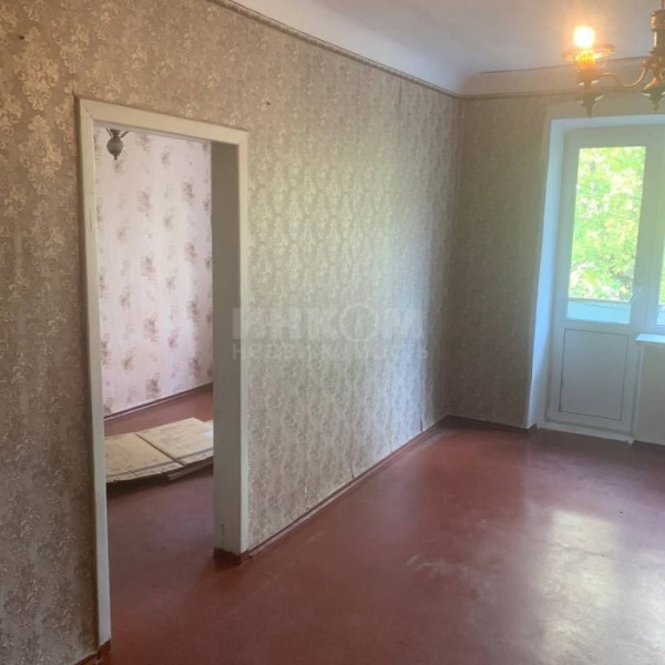 Фото Продам 2к квартиру в центре ул. В. Шевченко 3/5эт