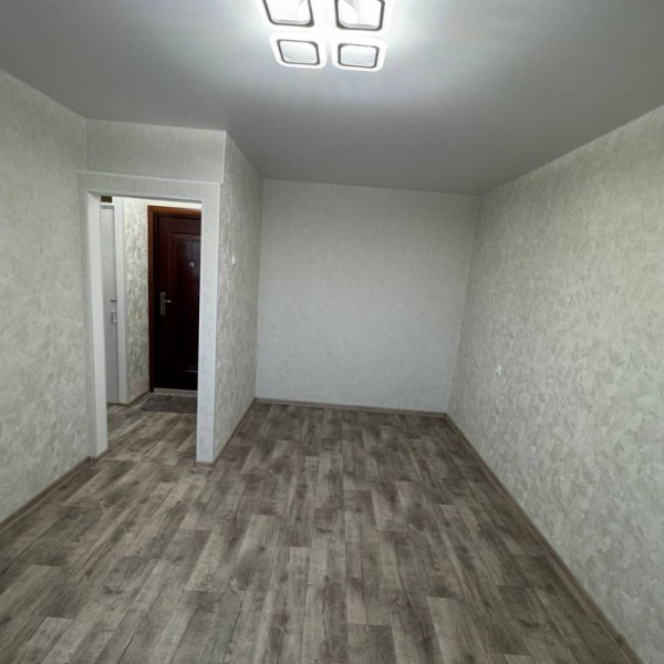 Фото Продам 1 комнатную квартиру кв. Восточный, 19.