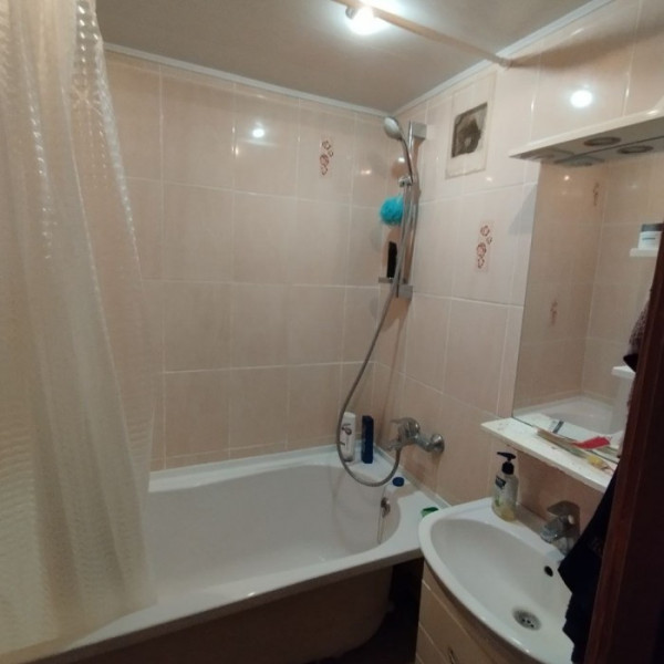 Фото Продам 4-х комнатную квартиру на кв. Ленинского комсомола