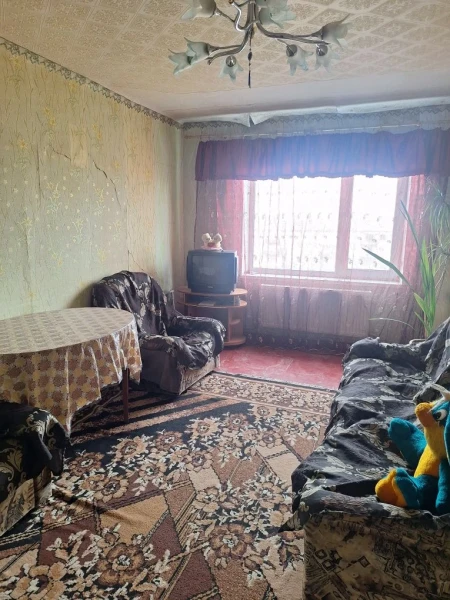 Фото Продаётся 3-комнатная квартира в городе Стаханов, ул. Кирова, д. 46.
