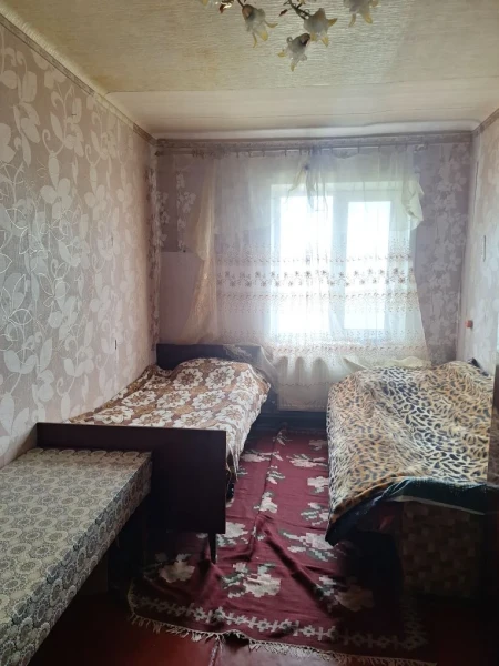 Фото Продаётся 3-комнатная квартира в городе Стаханов, ул. Кирова, д. 46.