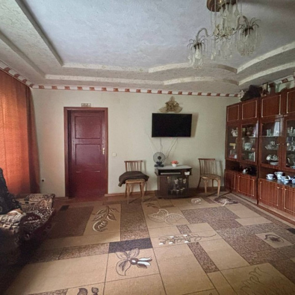Продам дом в камброде, ул. Красная